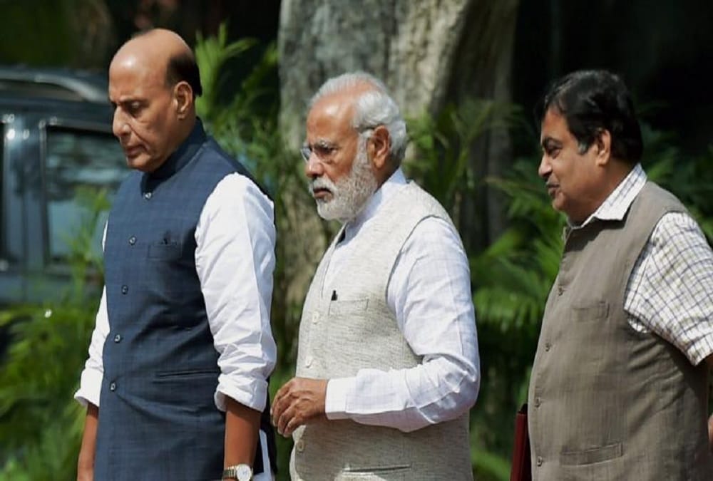 bjp release a list in which yogi adityanath is not included- pm  modi and shah at the top