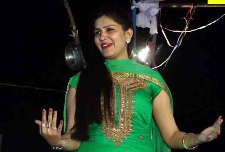 sapna choudhary bold item dance in bhojpuri film