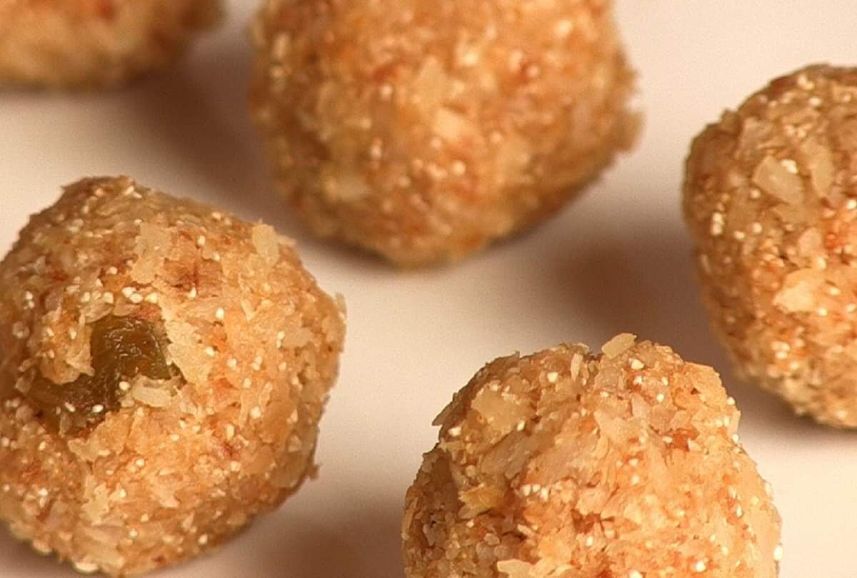 Navratri Recipe bhog recipe for seventh day of navratri how to make Jaggery laddoo