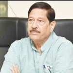गिरीश बापत