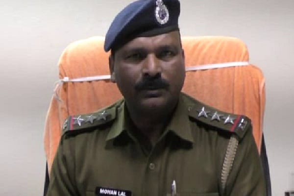 After making physical relation, demanded 20 lakhs from businessman
