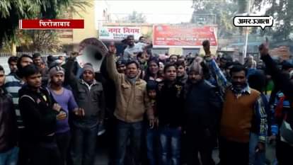 YOUNGEST MLA OF UTTAR PRADESH FACING SANITATION WORKERS DISSENT