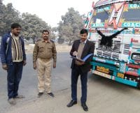 सात ओवरलोड वाहन सीज, एक लाख का जुर्माना