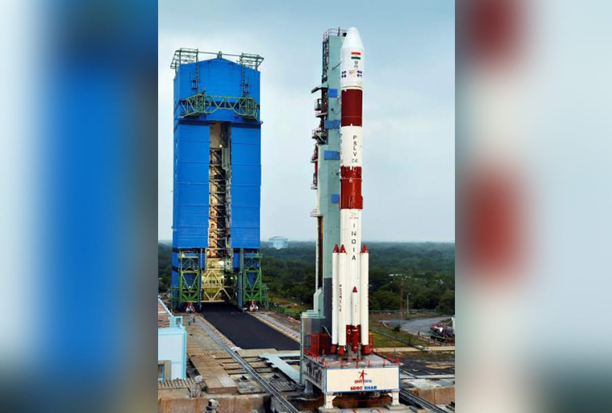 ISRO cartosat-2 will play important role with eye on Pakistan and china movements