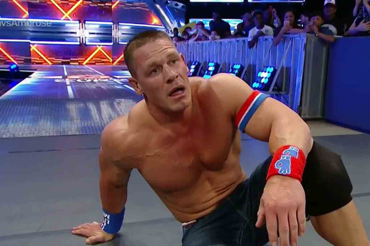 wwe superstar John Cena share a photo of shah rukh khan and this is not the first time
