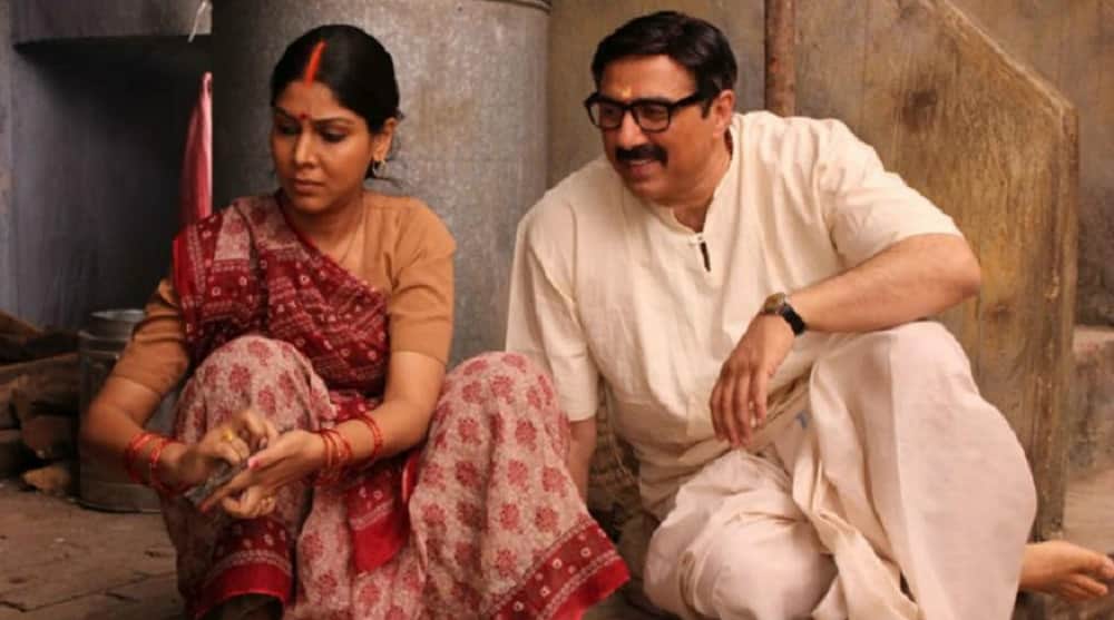 Sunny Deol and Sakshi Tanwar film Mohalla Assi is the based on political issue