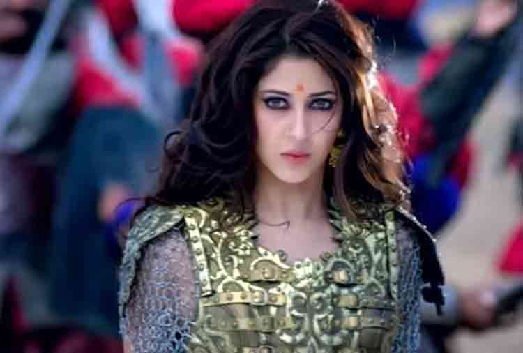 tv actress sonarika bhadoria bold comeback in new serial hot photos viral