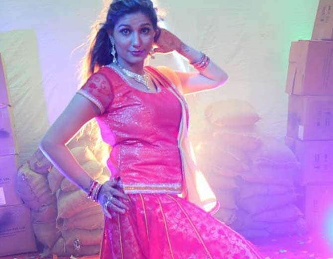 chandigarh, sapna choudhary dance video viral