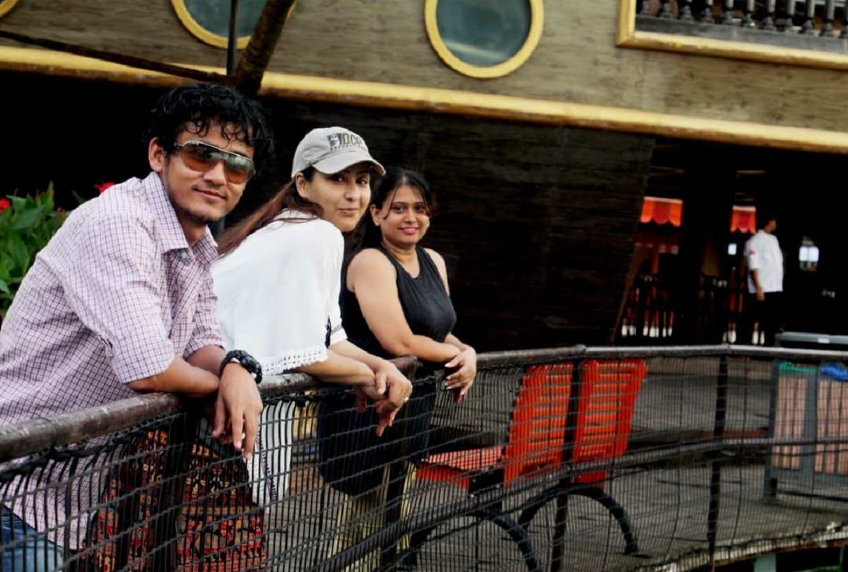 bigg boss finale contestant shilpa shinde's family photo is viral on social media