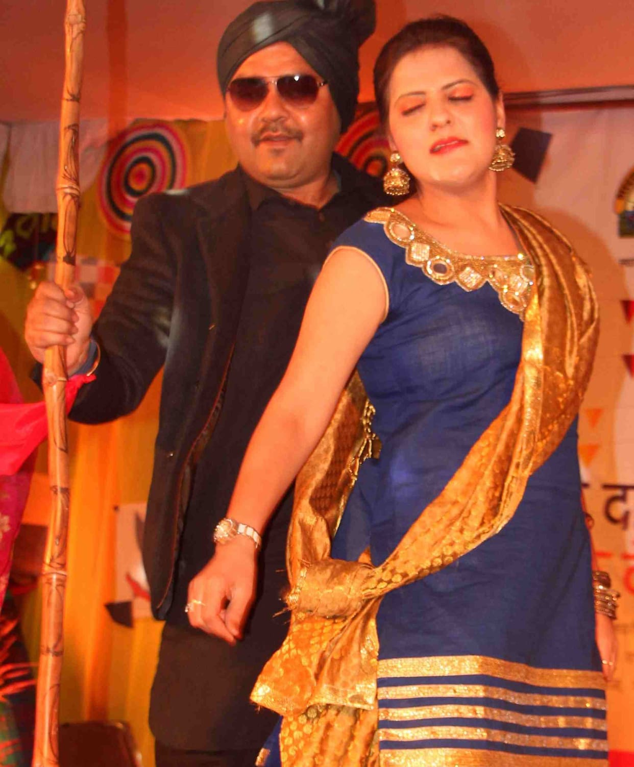 Lohri celebrated with fun in varanasi