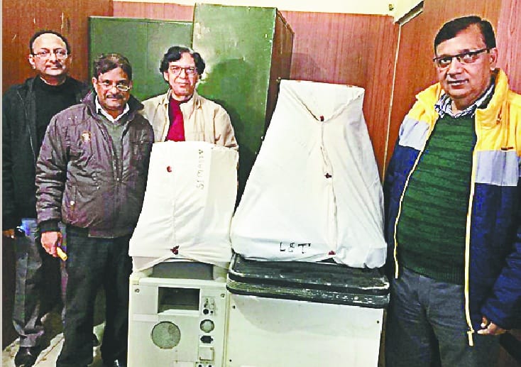 Two Ultrasound Machine Seals in District Hospital