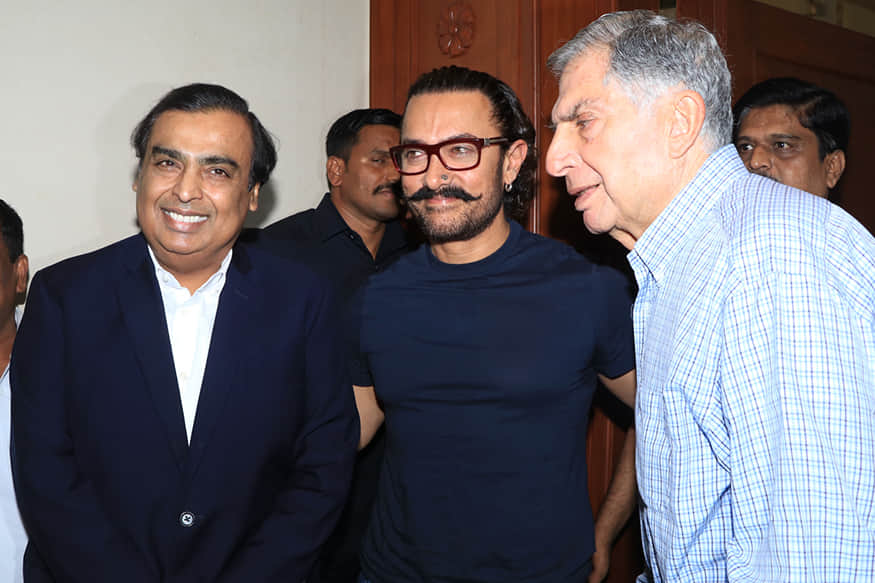 aamir khan ex wife reena dutt and kiran rao together pani foundation event