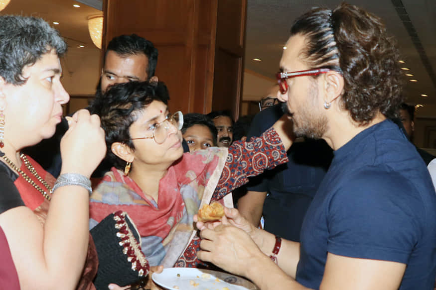 aamir khan ex wife reena dutt and kiran rao together pani foundation event