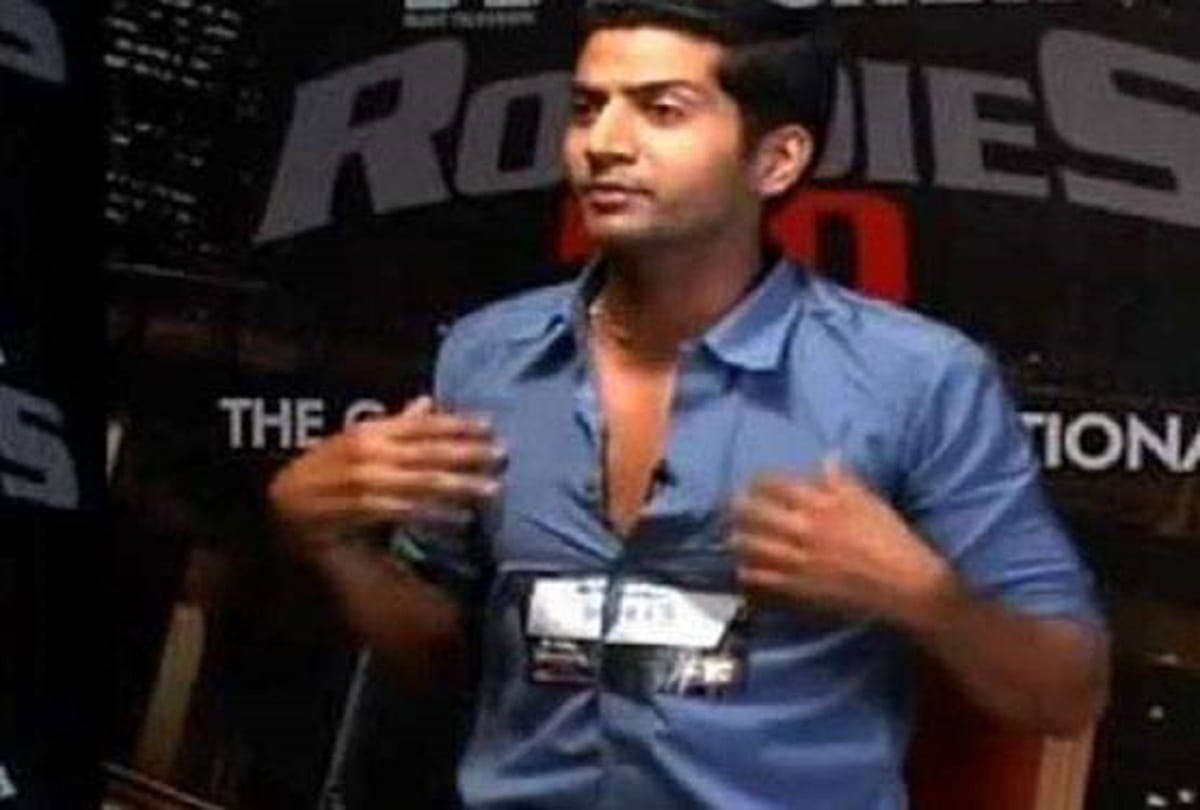 bigg boss ex contestant ahshutosh kaushik is working in dhaba