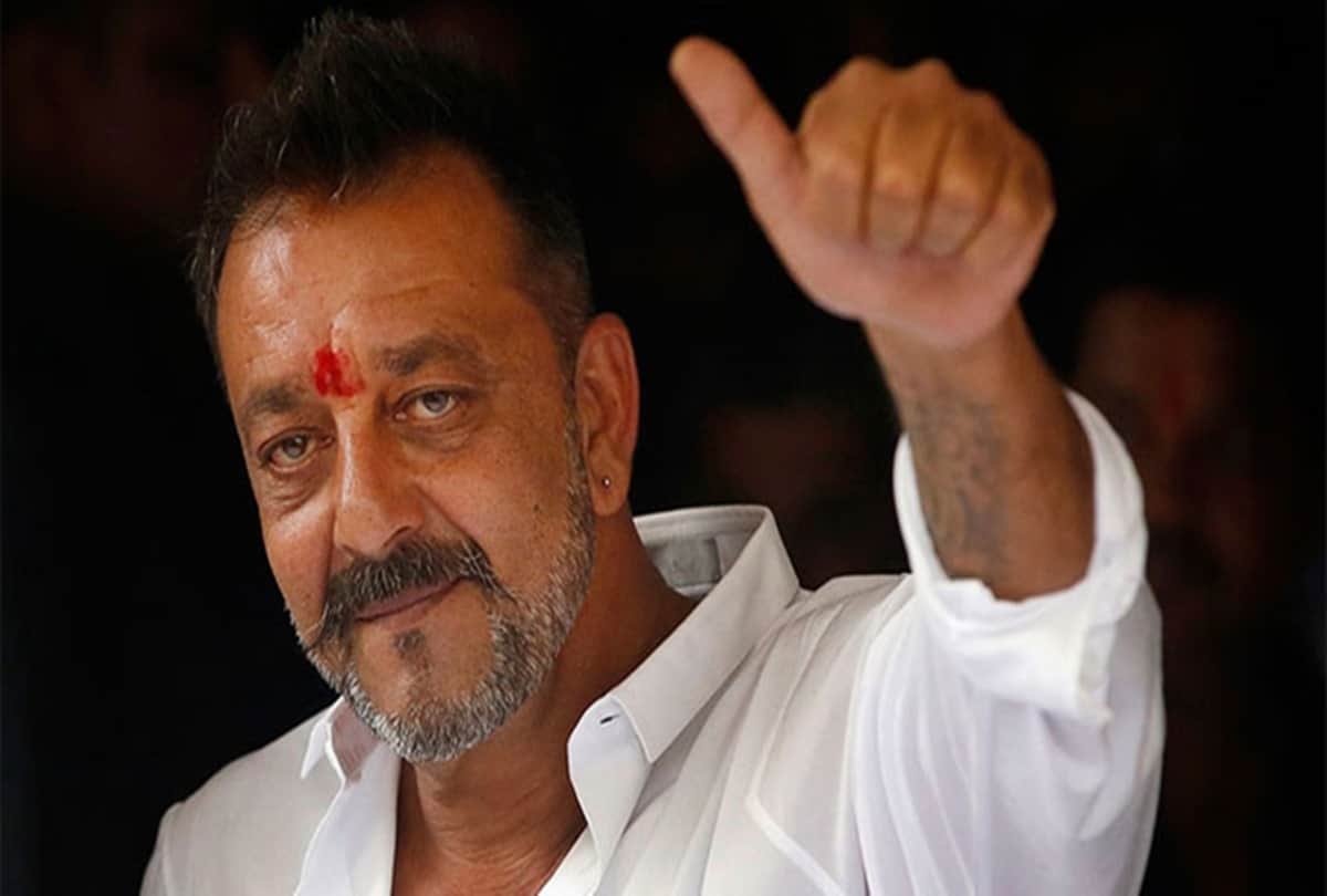 High Court to government in Sanjay Dutt case, Show us if average prisoner gets same treatment him