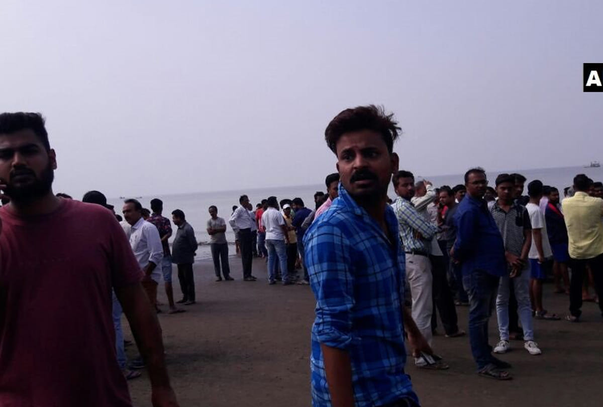  boat capsizes in Maharashtra dahanu where many dies and missing