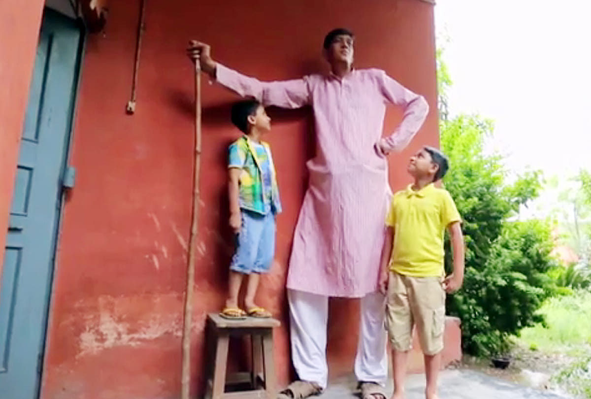tallest man in india visited kanpur