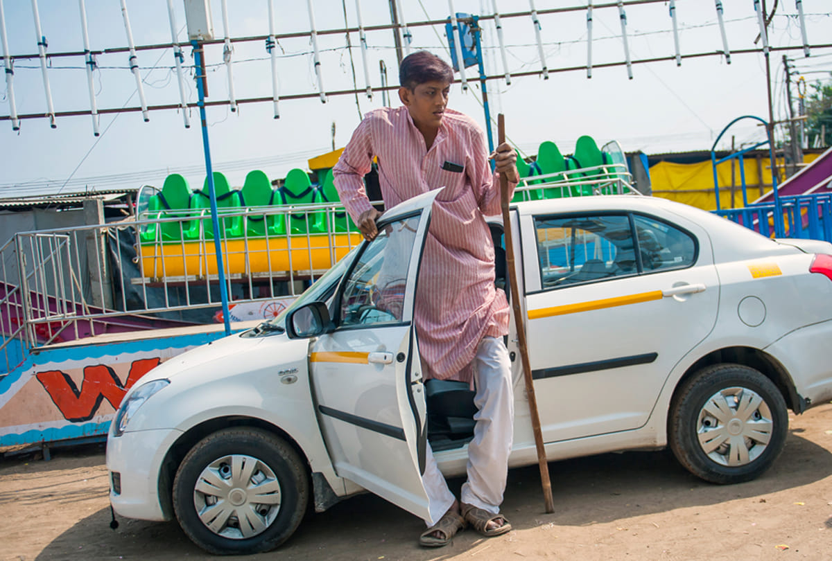 tallest man in india visited kanpur