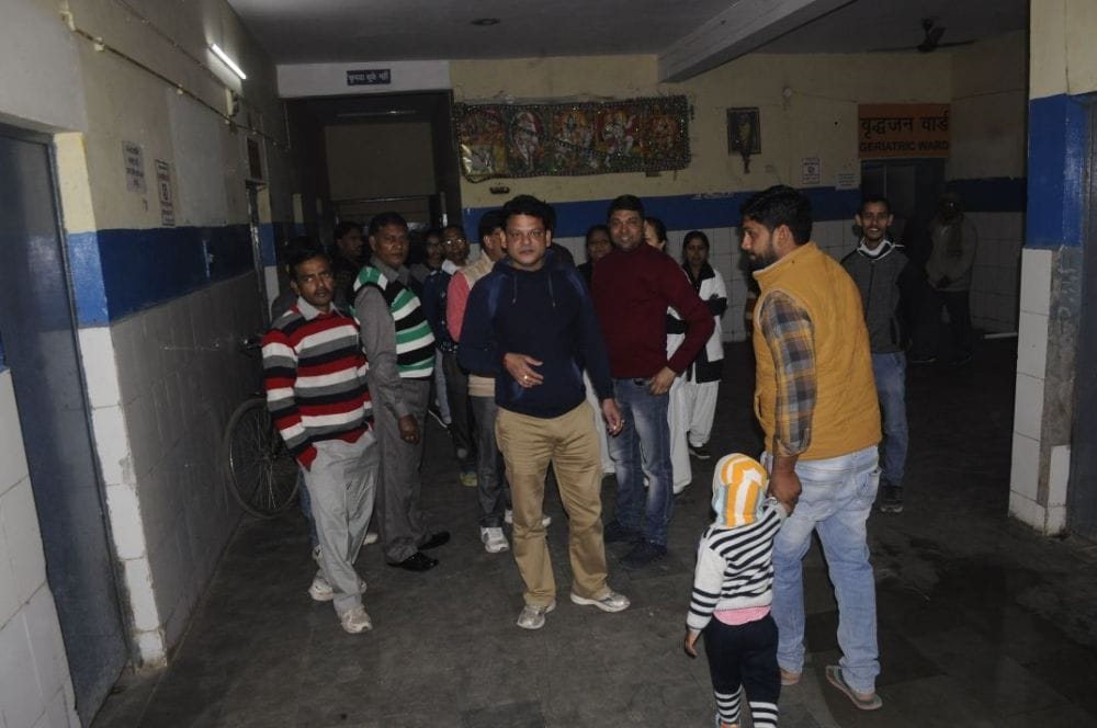 fight with doctor in firozabad district hospital 