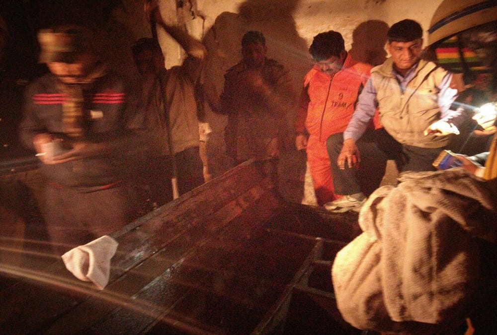 rajasthan jaipur fire in vdn area five dead 