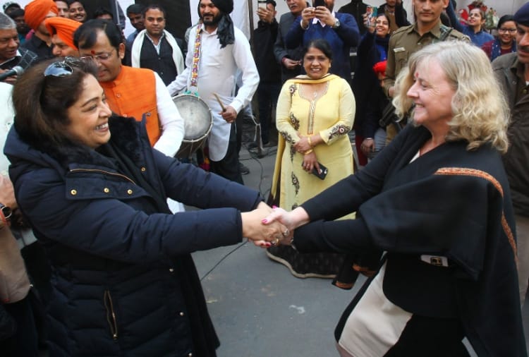 Lohri celebration mc office, mp kirron kher