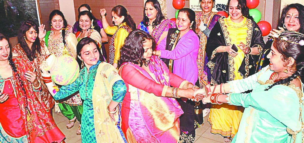 beta hi nahi ab betiyo ke liye bhi manaayege tyohaar