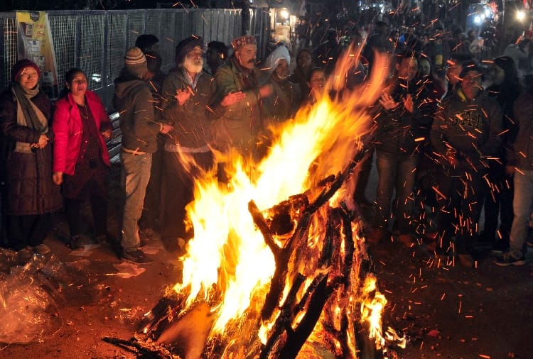 Lohri 2019 Auspicious time and date for puja 