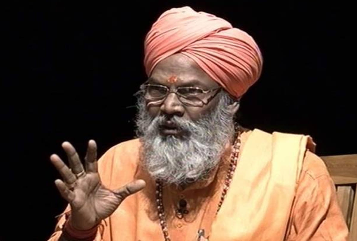 Sakshi Maharaj denied to eat cake