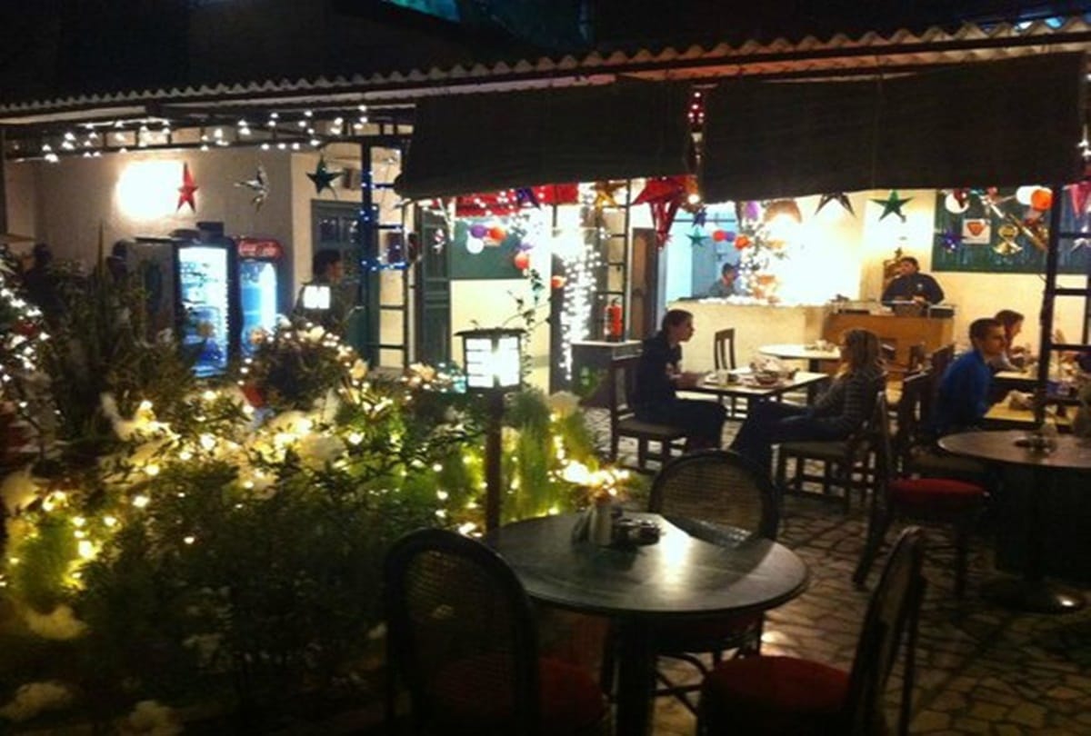 visit cafes in India where special people serve hope and happiness