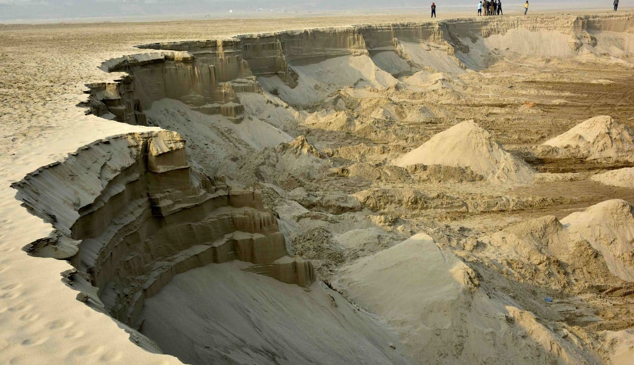 Mining department neglect high court order
