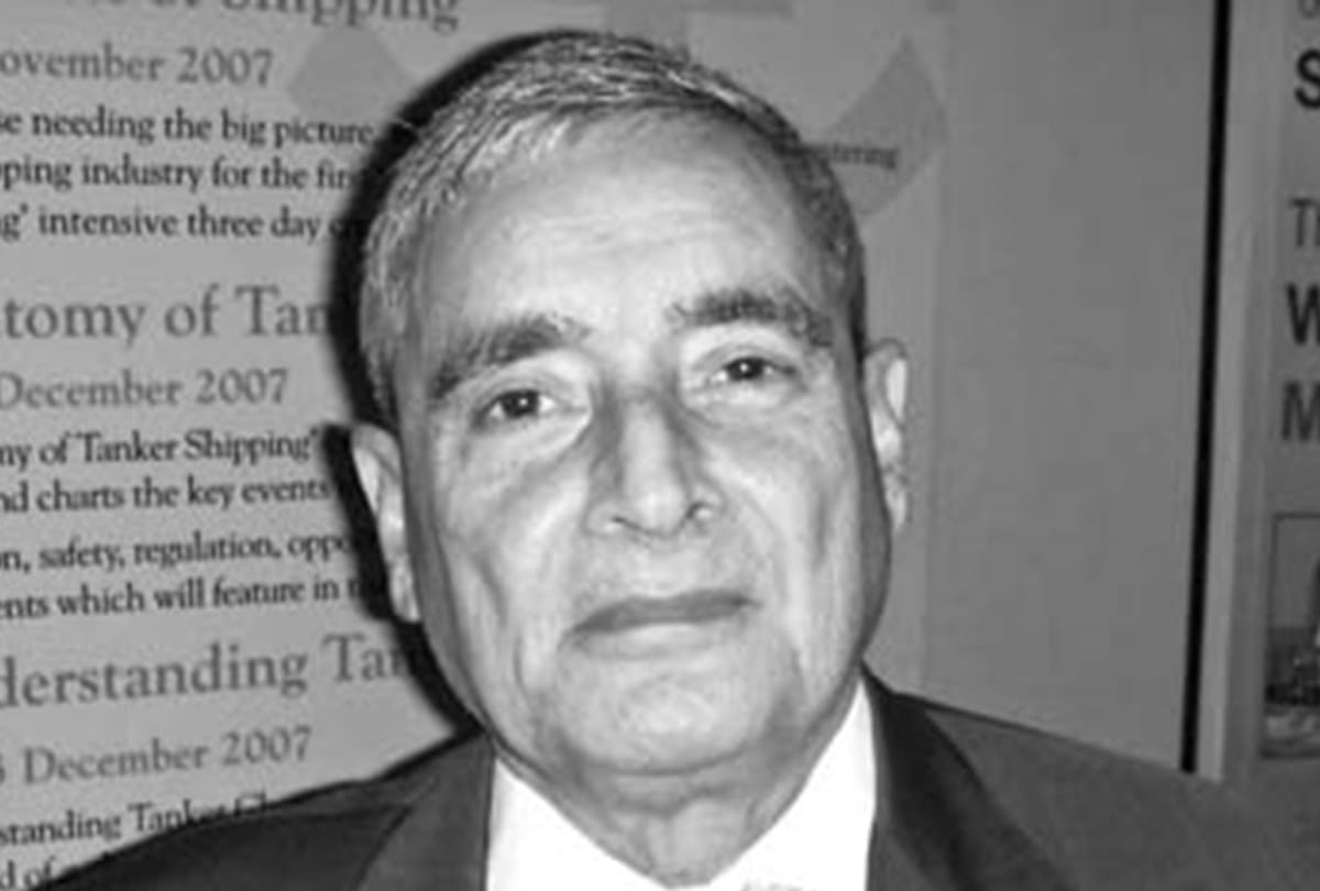Ravi malhotra will Restor Ganga Ghat  