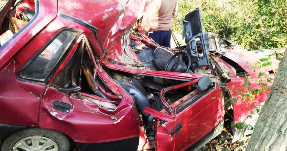 4 killed in an road accident near sikar villahe in hoshiarpur