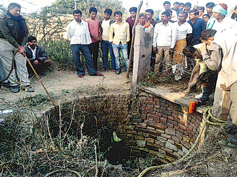 Salted cash after killing alcohol and thrown into the well