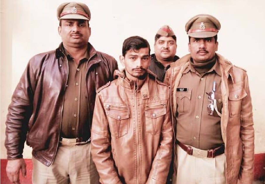 महिला समेत नशे के दो सौदागर दबोचे, चरस बरामद