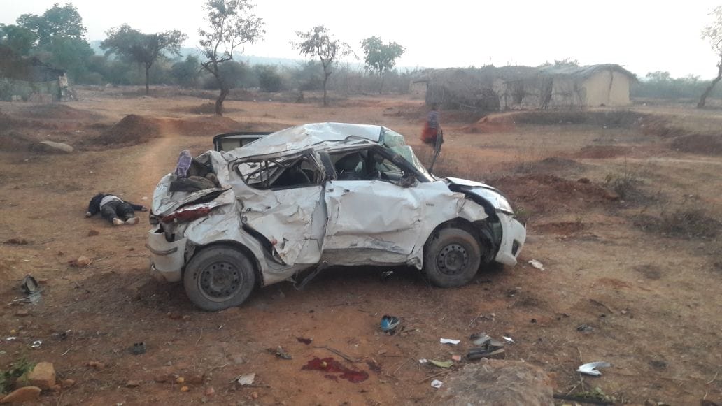 Two died in road accident in mirzapur 
