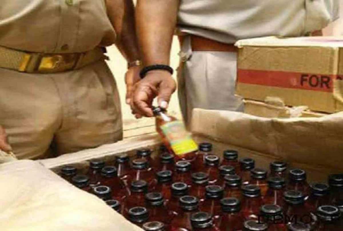 illegal liquor manufacturing factory caught in unnao