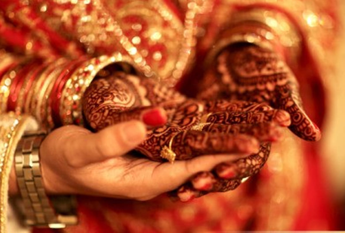 Daughter or son has to do wedding till July