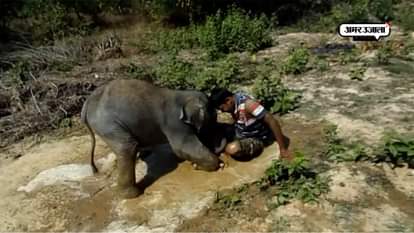 Real life ‘Mowgli’ in Odisha spends his life around animals