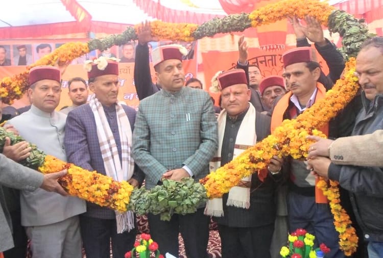 cm jairam thakur hits out at virbhadra and sukhwinder sukhu