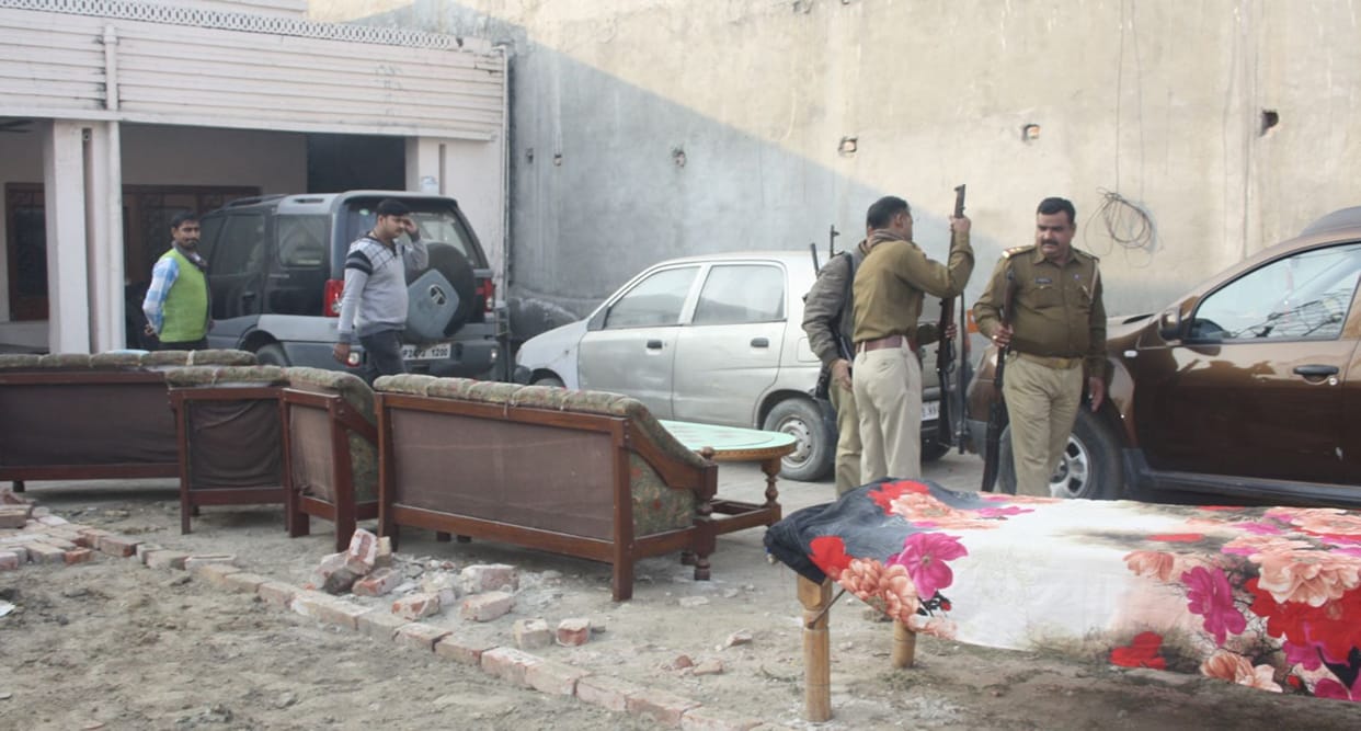 डीजीसी साधना शर्मा के हत्यारोपियों की संपति कुर्क