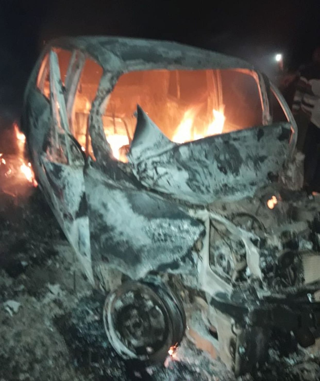 Burning contractor burned in a moving car