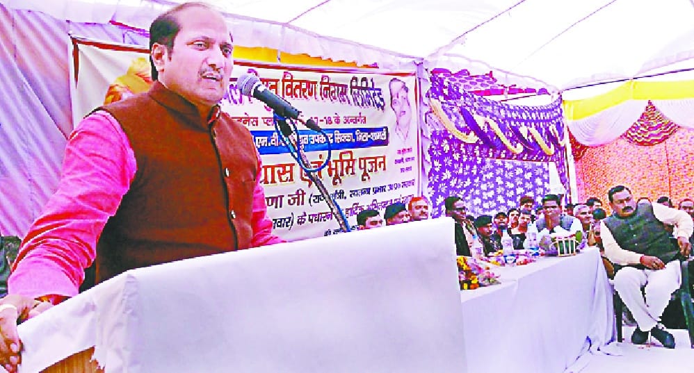 Every scheme will be implemented in the district from priority