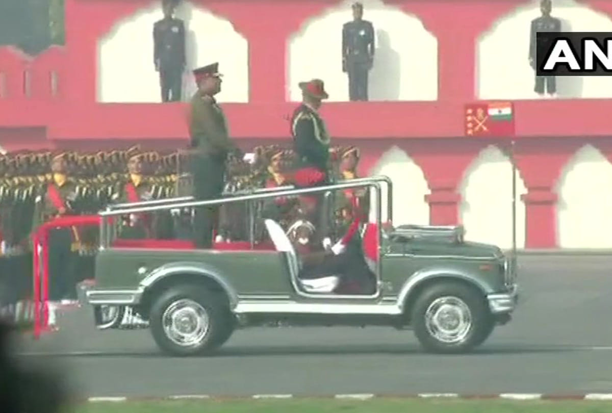 see photos of Indian army celebration for 70th army day in cariappa ground