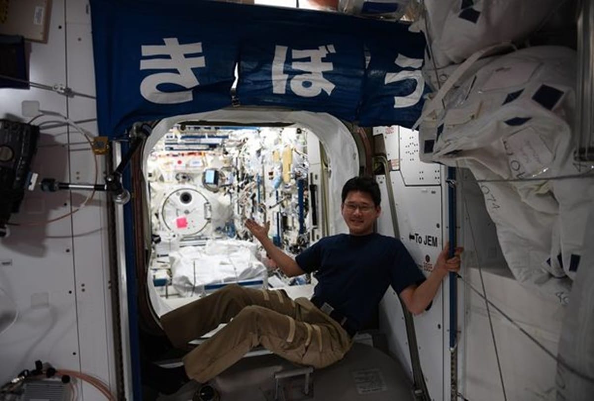 A japanese man claimed Astronauts Grow Taller in Space 