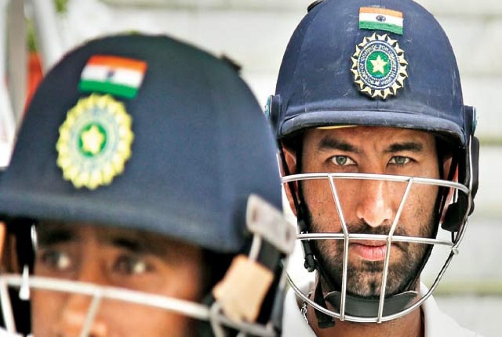cheteshwar pujara fighting with his legs after knee operation