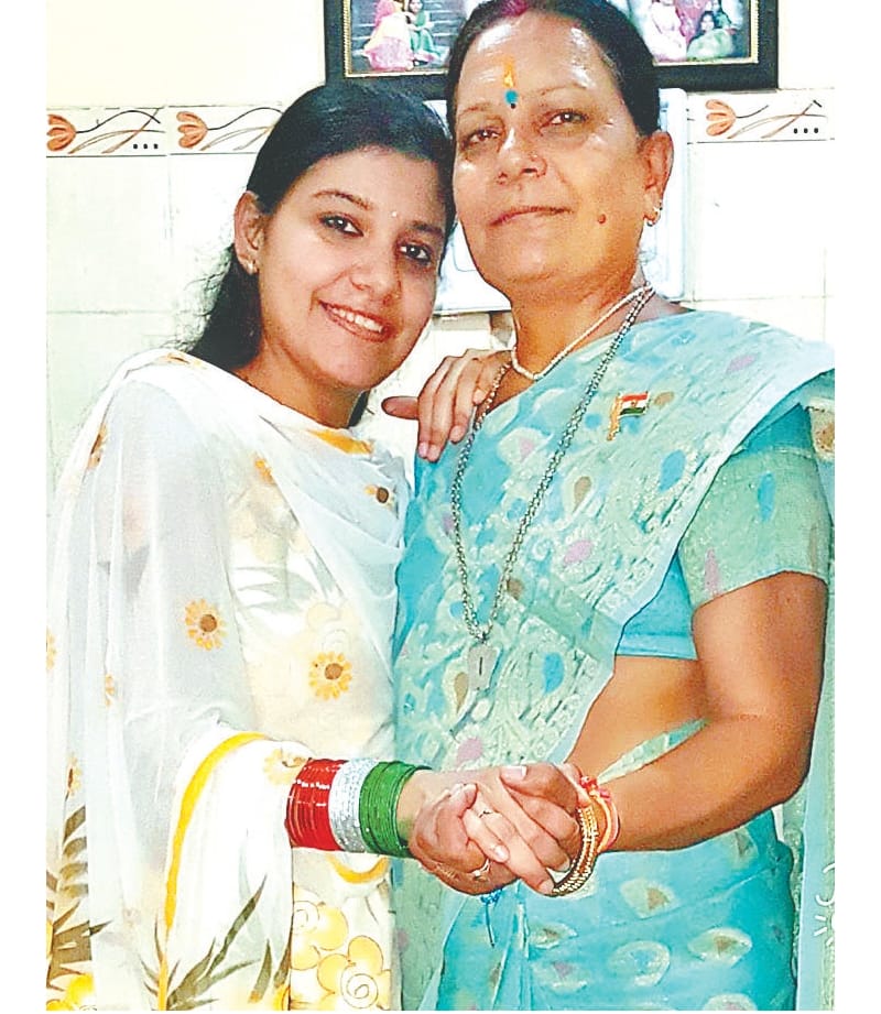 mathura girl become judge in jharkhand
