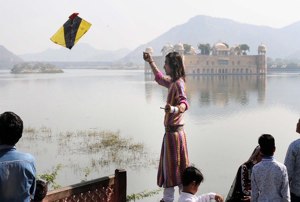 makar sankranti 2018 foreigners enjoyed jaipur-s kite festival 