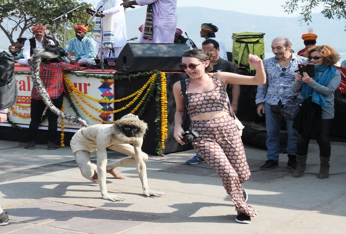 makar sankranti 2018 foreigners enjoyed jaipur-s kite festival 