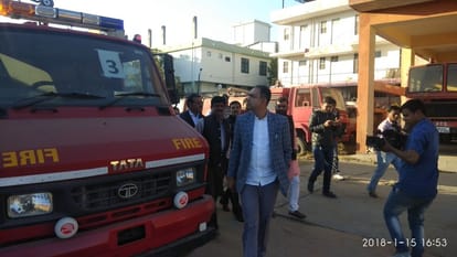 jaipur mayor lahoti visit the vki fire station after vidyadhar nagar fire incident