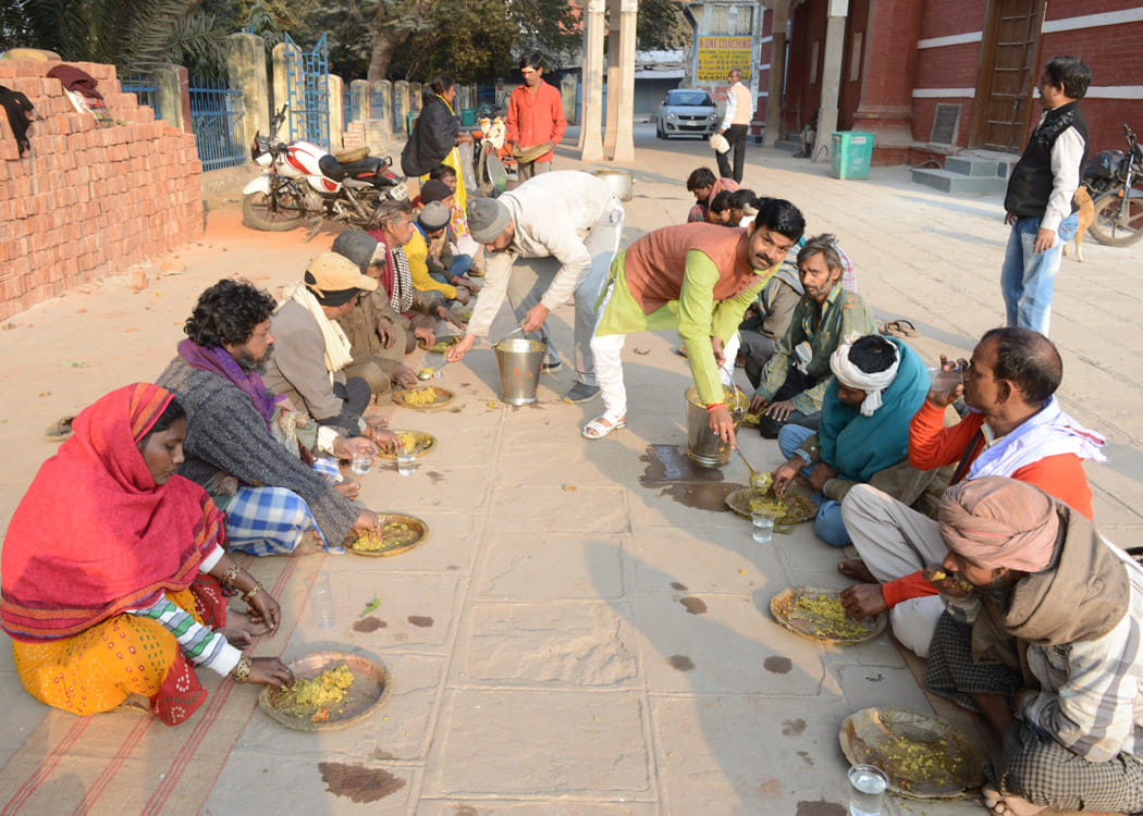 Makar sankranti celebration in kashi vishwanath temple
